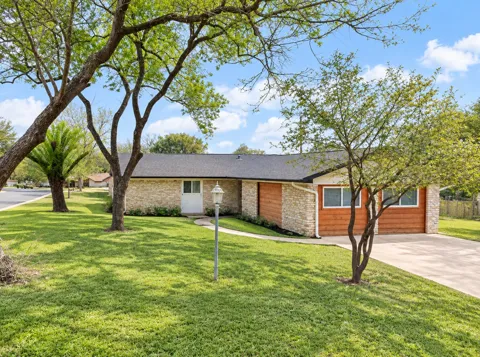 10601 Walnut Bend Drive