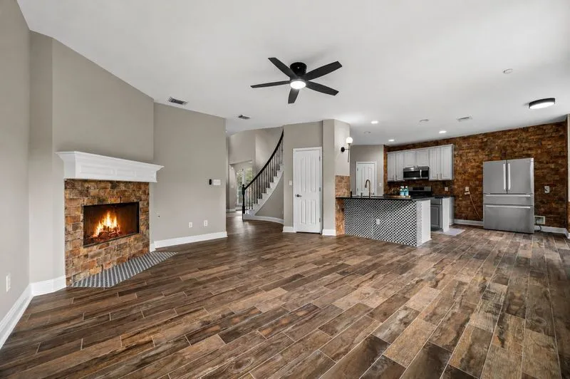 1308 Sawdust Court Austin, TX 78732
