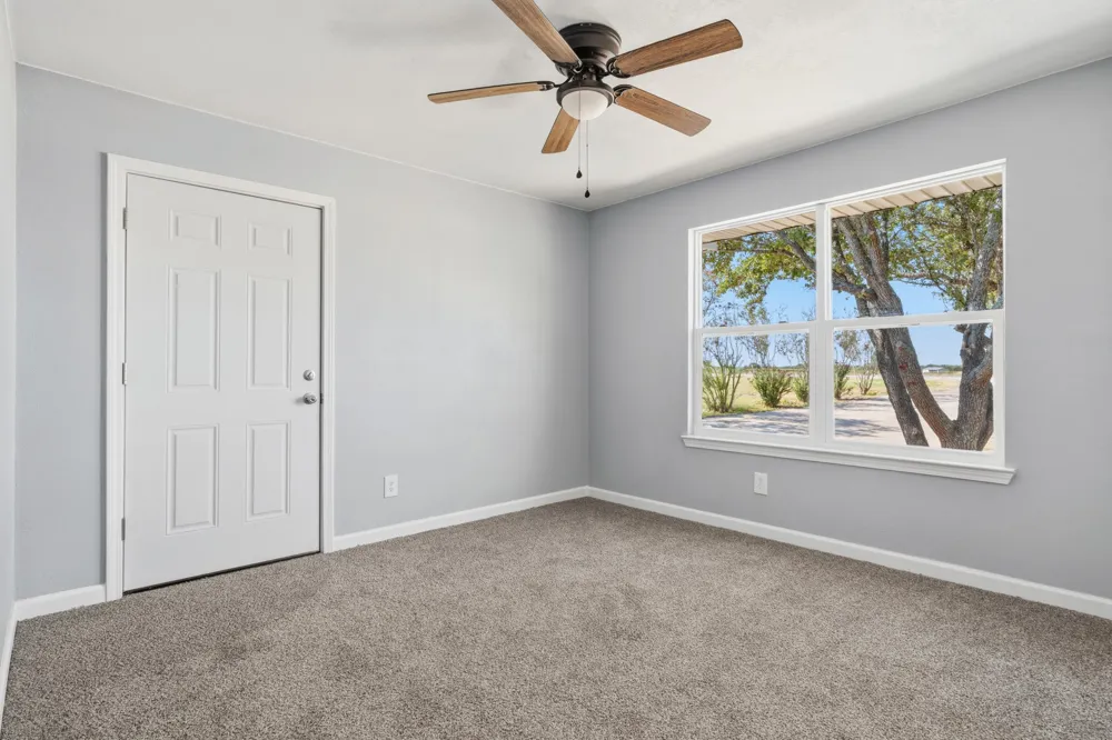 9415 STATE HIGHWAY 50 Ladonia, TX 75449
