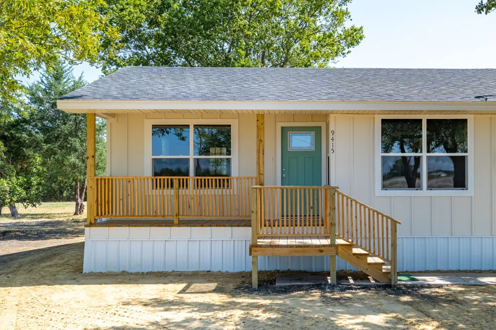 9415 STATE HIGHWAY 50 Ladonia, TX 75449