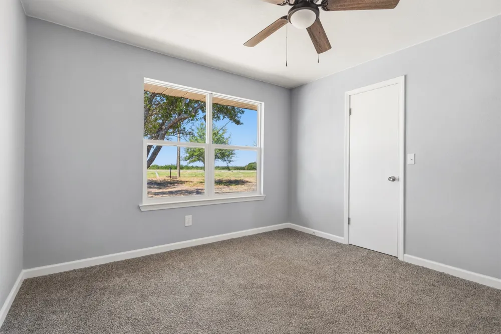 9415 STATE HIGHWAY 50 Ladonia, TX 75449