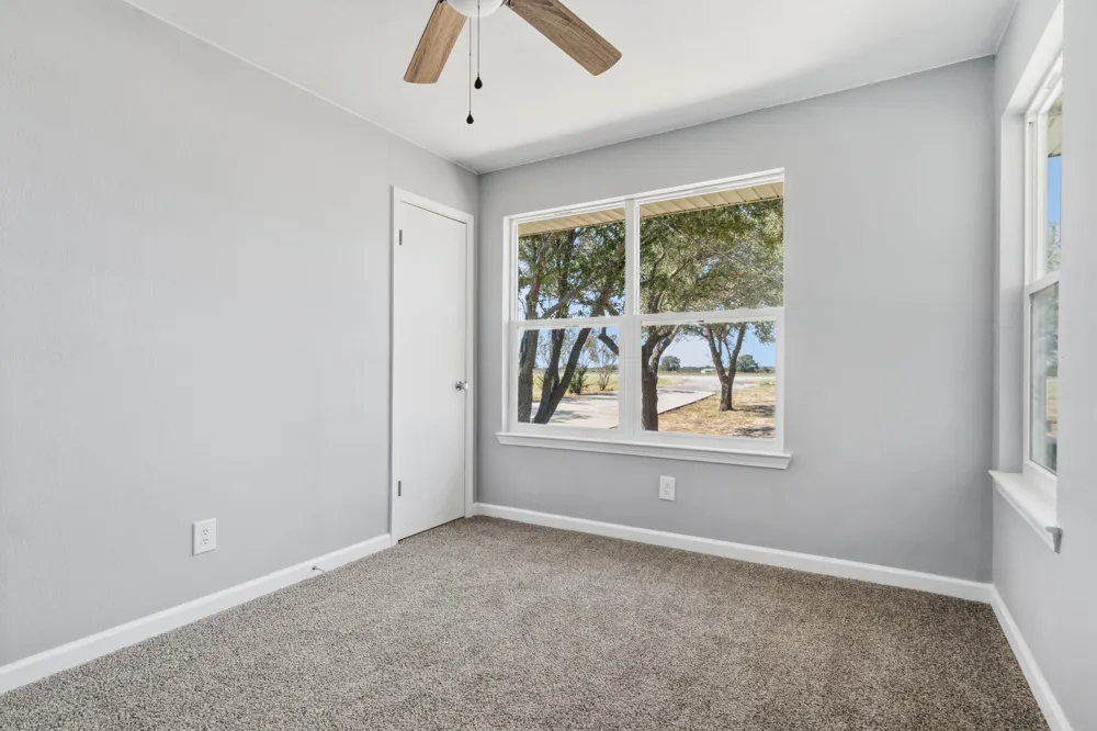 9415 STATE HIGHWAY 50 Ladonia, TX 75449