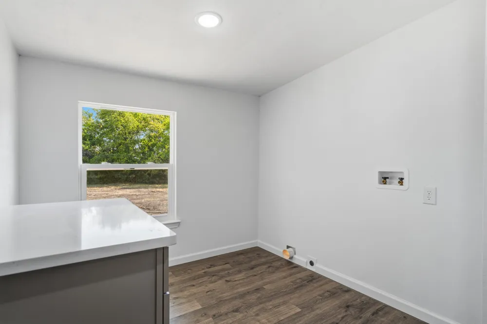 9415 STATE HIGHWAY 50 Ladonia, TX 75449