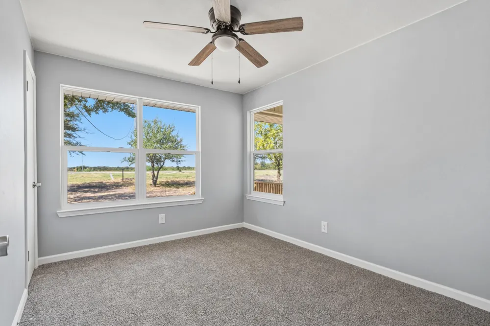 9415 STATE HIGHWAY 50 Ladonia, TX 75449