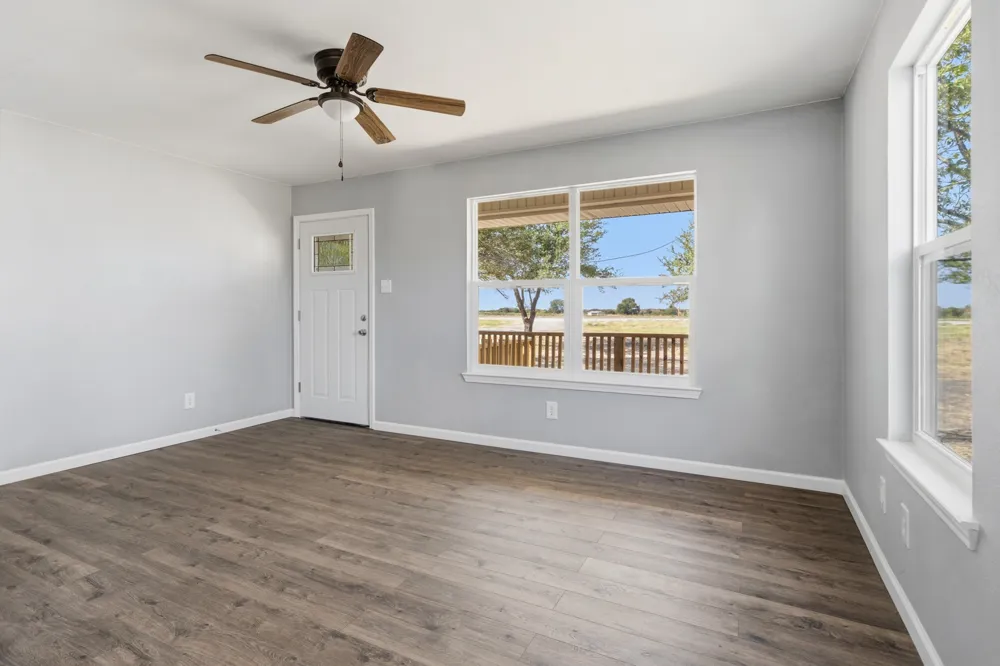 9415 STATE HIGHWAY 50 Ladonia, TX 75449