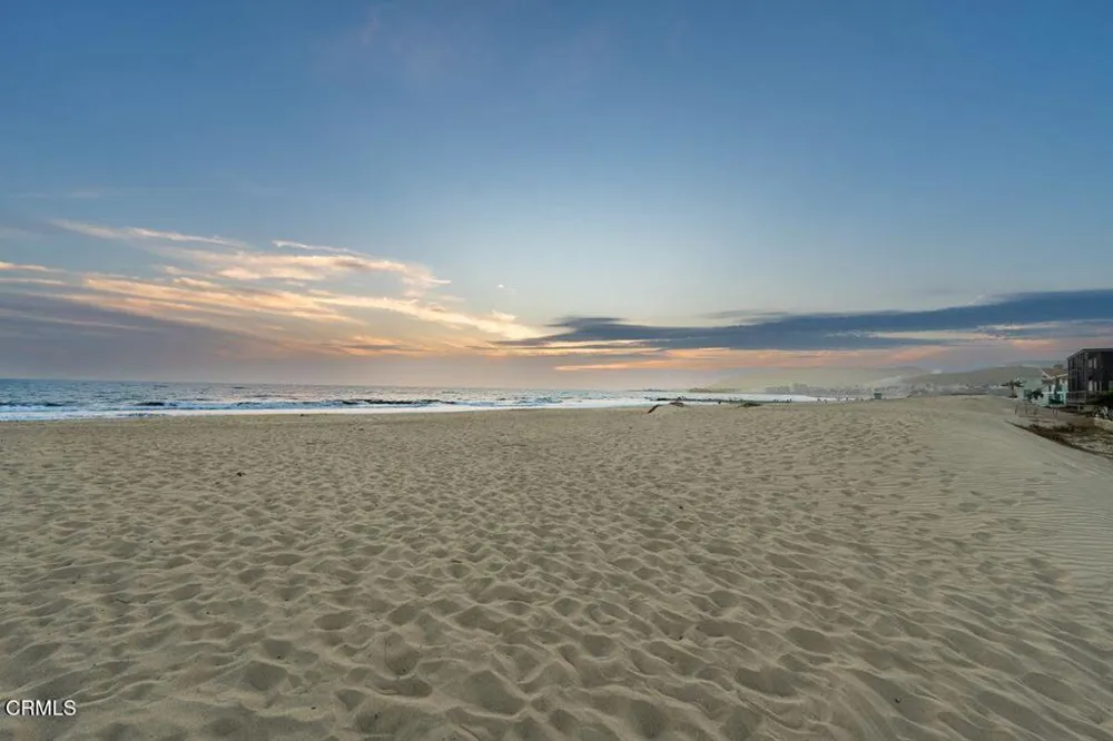 1027 Brockton Lane Ventura, CA 93001