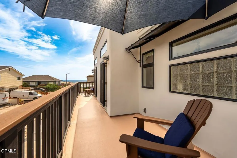 1027 Brockton Lane Ventura, CA 93001