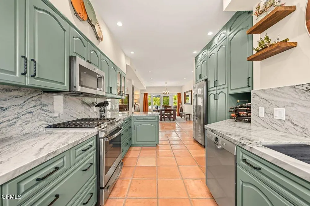 1027 Brockton Lane Ventura, CA 93001