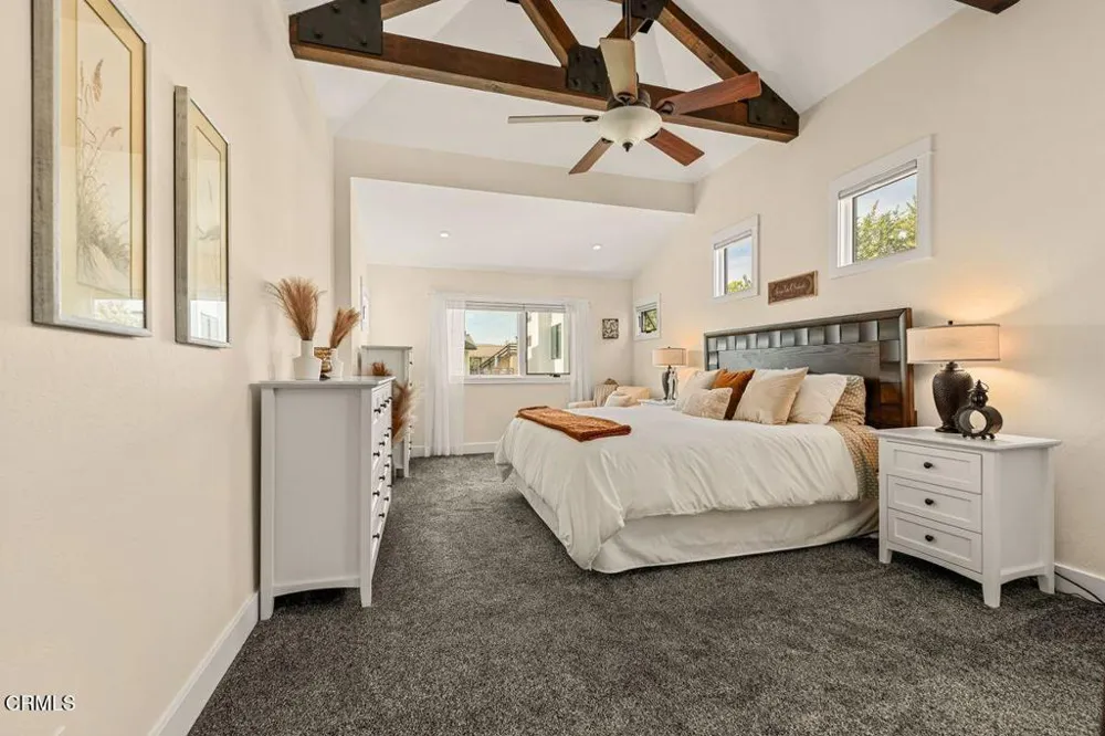 1027 Brockton Lane Ventura, CA 93001
