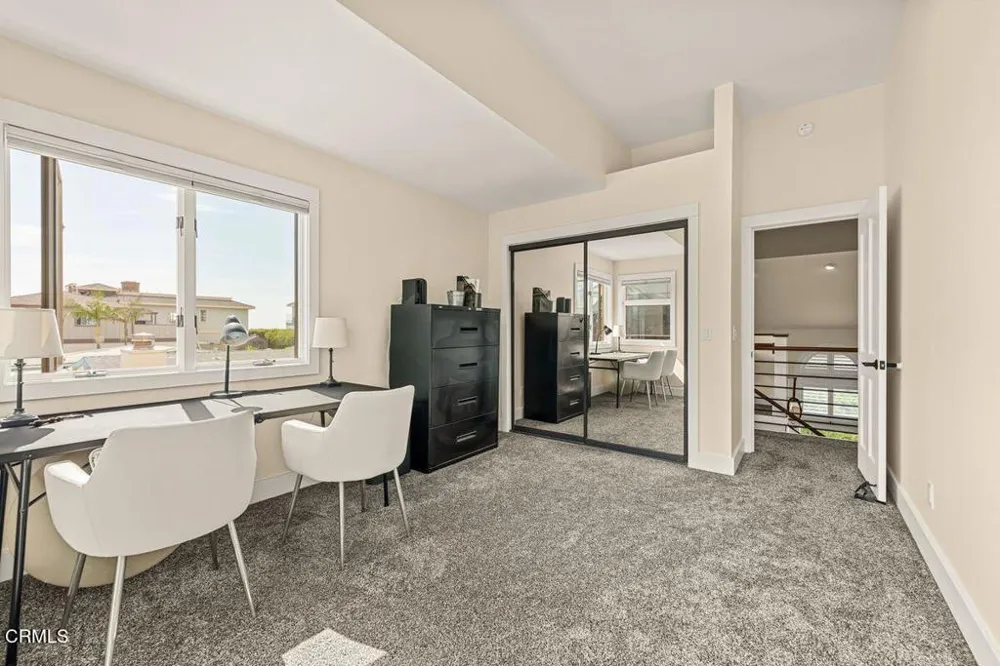 1027 Brockton Lane Ventura, CA 93001