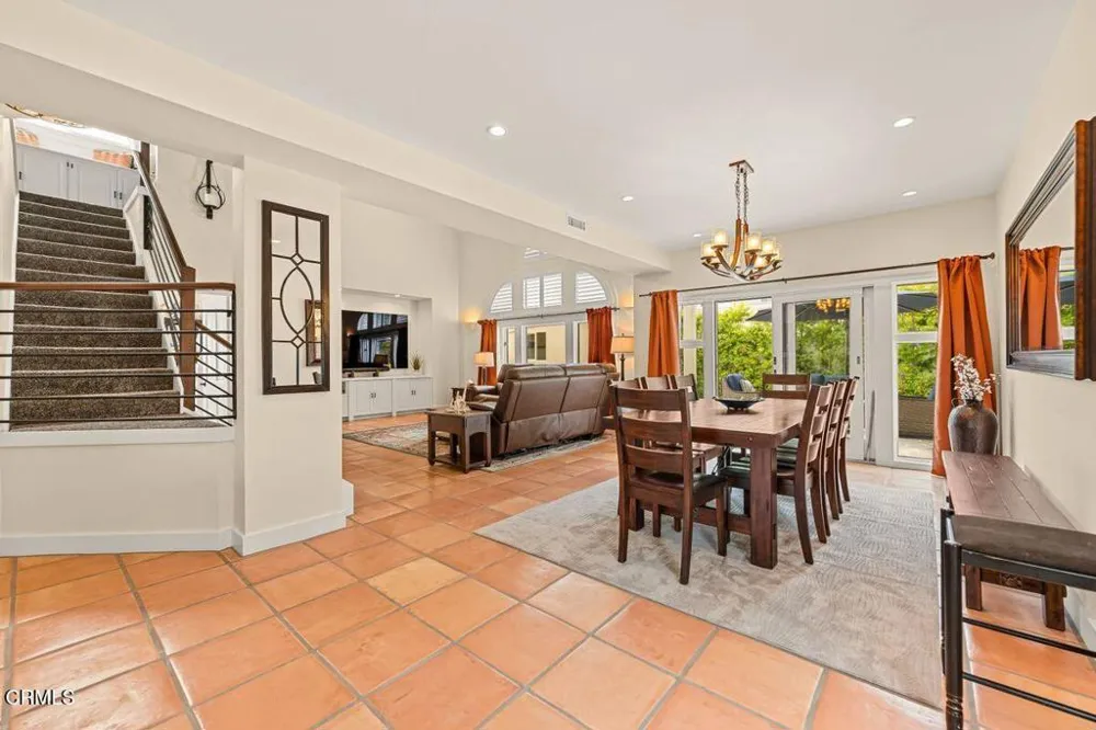 1027 Brockton Lane Ventura, CA 93001