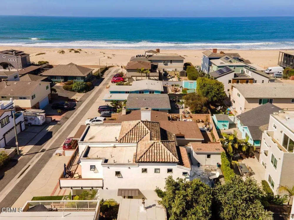 1027 Brockton Lane Ventura, CA 93001