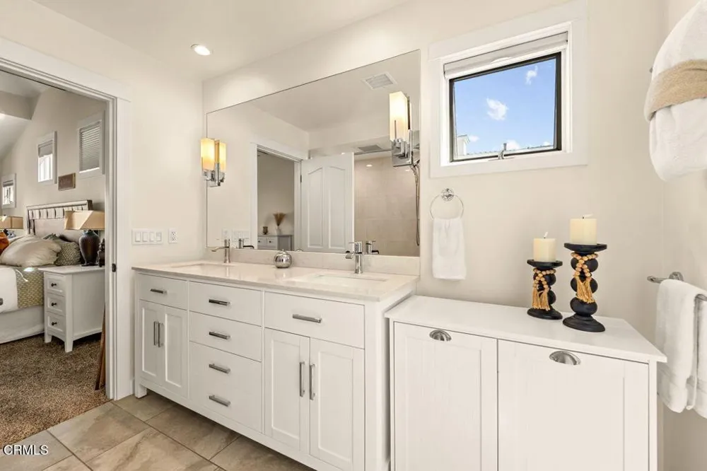 1027 Brockton Lane Ventura, CA 93001
