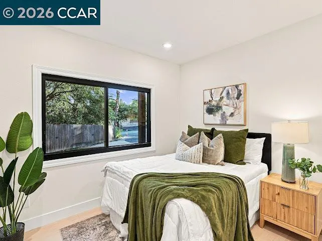 27 Crest Ave Alamo, CA 94507