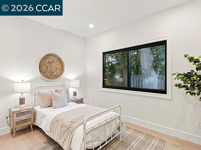 27 Crest Ave Alamo, CA 94507