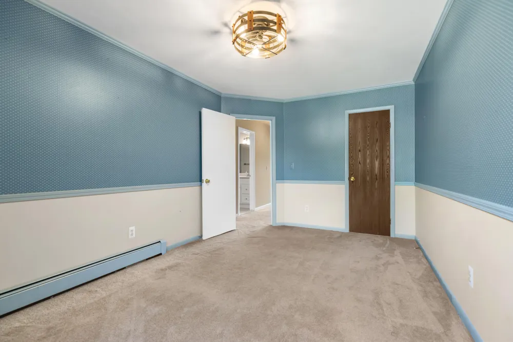 25352 Potomac Drive #7 South Lyon, MI 48178