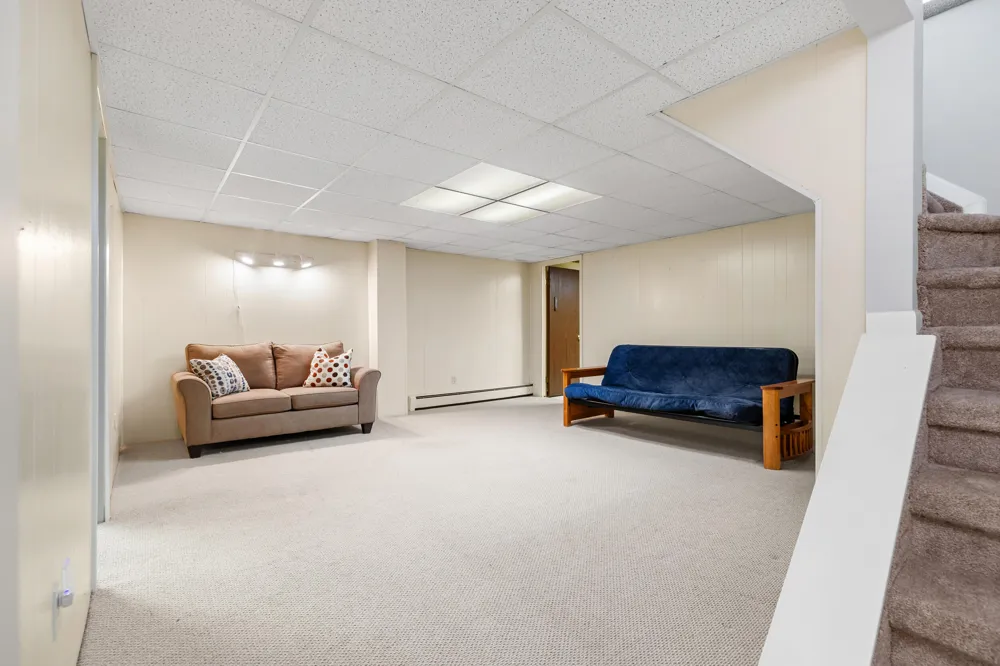 25352 Potomac Drive #7 South Lyon, MI 48178