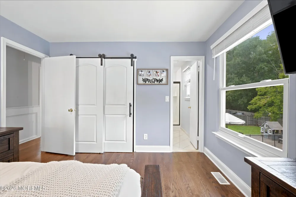 63 Hedgewood Road Howell, NJ 07731