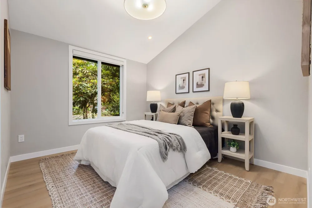 1928 218th Lane SE Sammamish, WA 98075