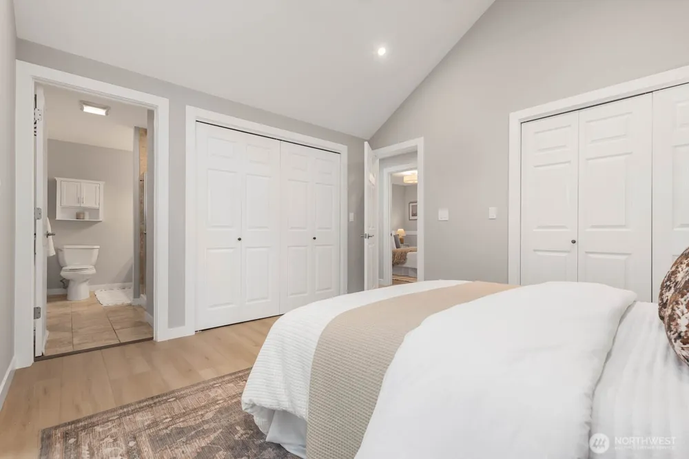 1928 218th Lane SE Sammamish, WA 98075