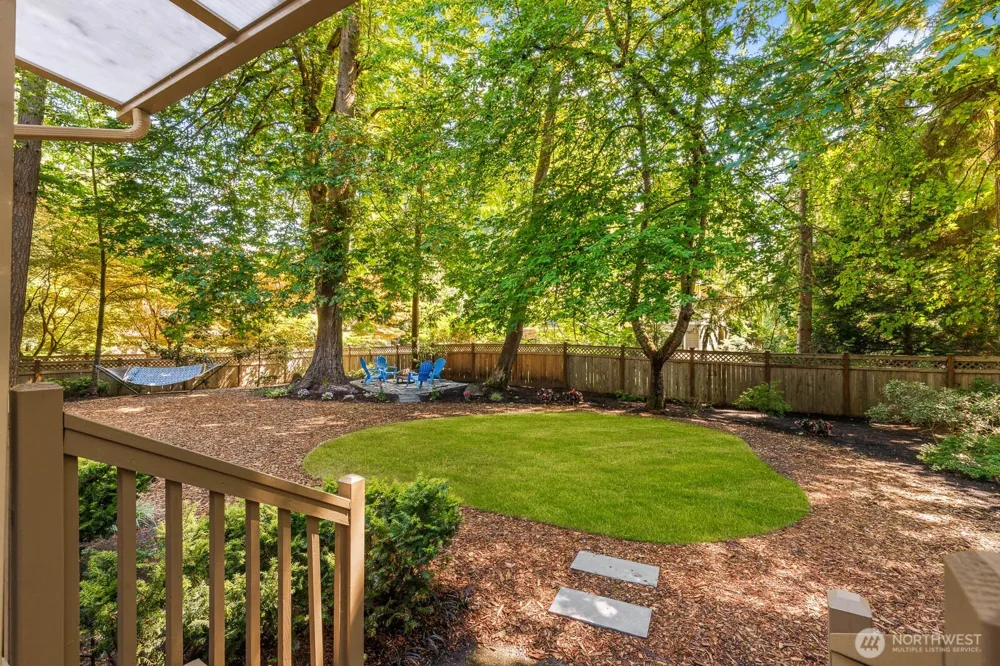 1928 218th Lane SE Sammamish, WA 98075