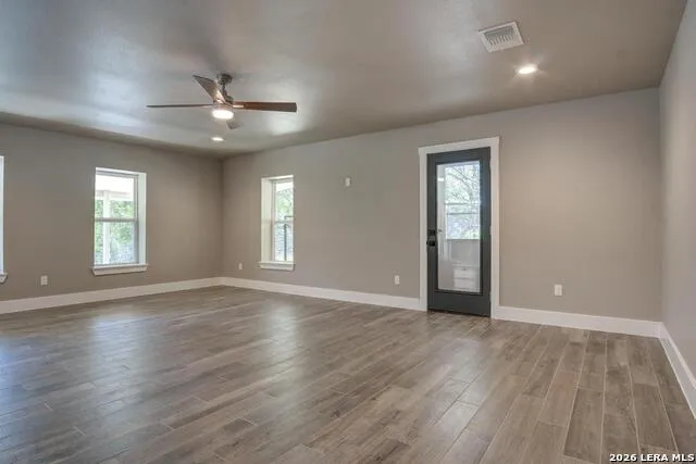 700 Firefly Canyon Lake, TX 78133