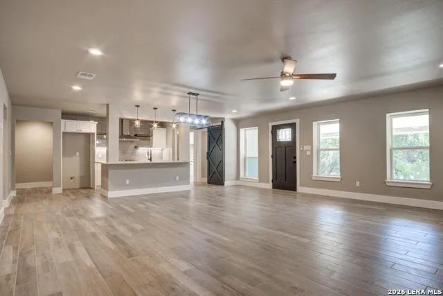 700 Firefly Canyon Lake, TX 78133