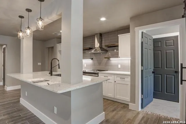 700 Firefly Canyon Lake, TX 78133
