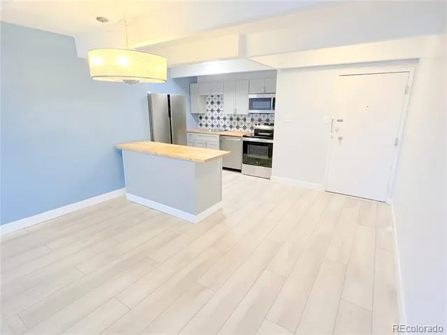 8060 E Girard Avenue #601 Denver, CO 80231
