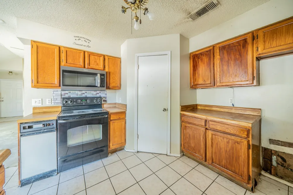 512 E Stone Circle Wylie, TX 75098
