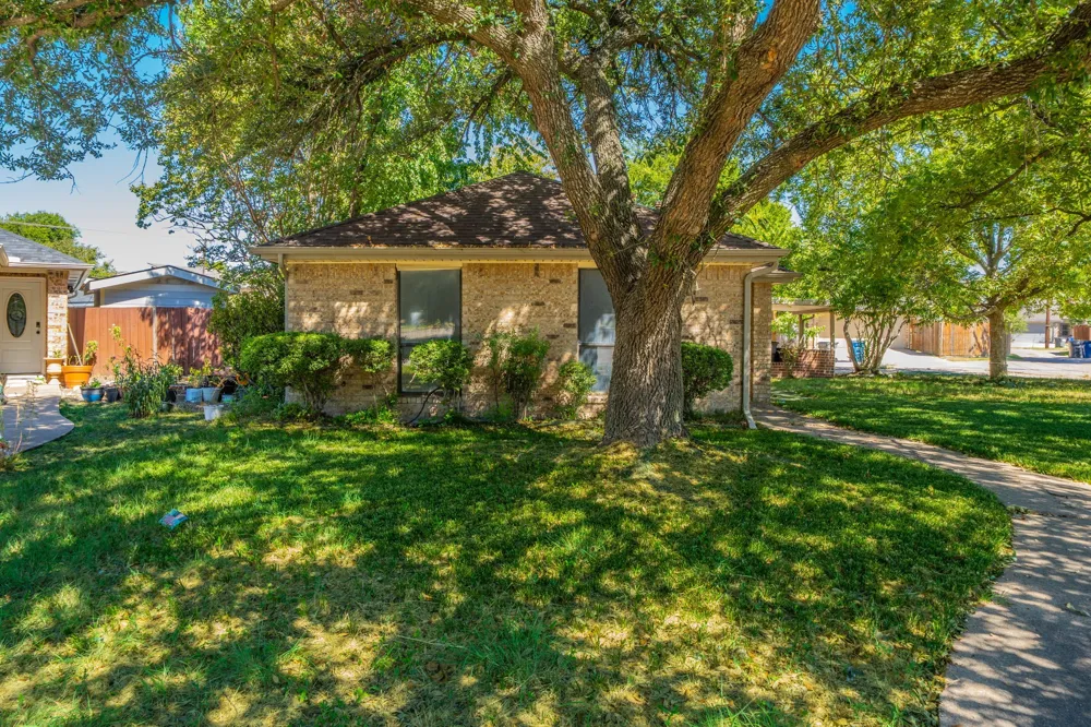 512 E Stone Circle Wylie, TX 75098