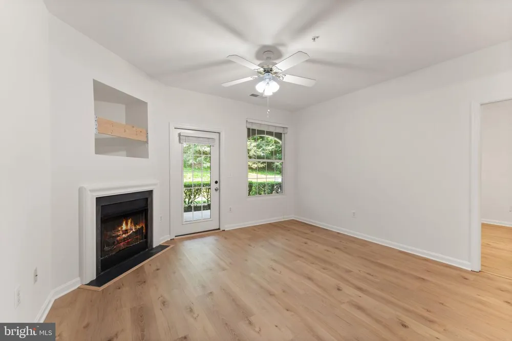 20453 CHESAPEAKE SQUARE #103 Sterling, VA 20165