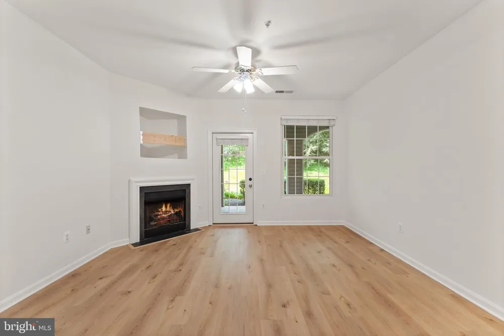 20453 CHESAPEAKE SQUARE #103 Sterling, VA 20165