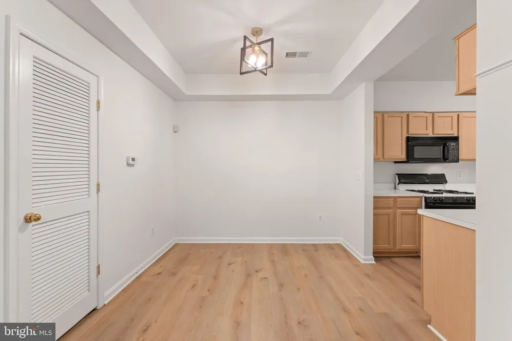 20453 CHESAPEAKE SQUARE #103 Sterling, VA 20165