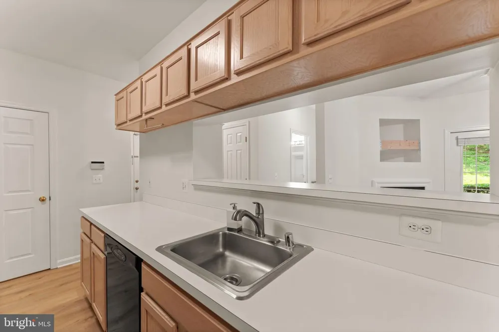 20453 CHESAPEAKE SQUARE #103 Sterling, VA 20165