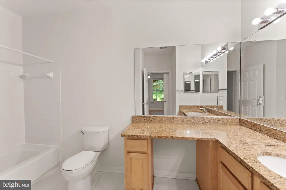 20453 CHESAPEAKE SQUARE #103 Sterling, VA 20165