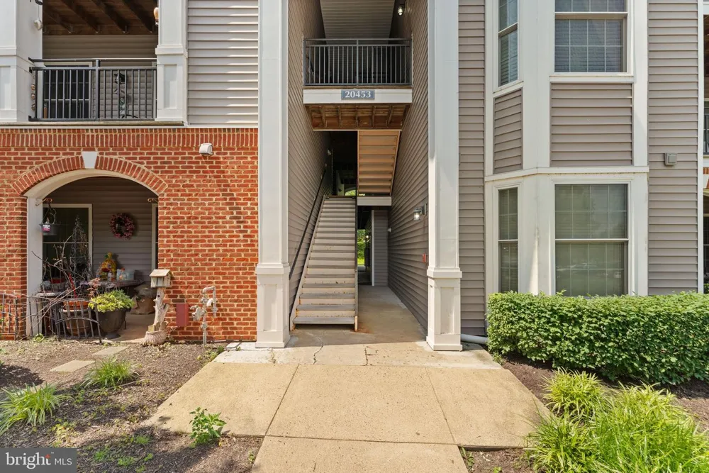 20453 CHESAPEAKE SQUARE #103 Sterling, VA 20165