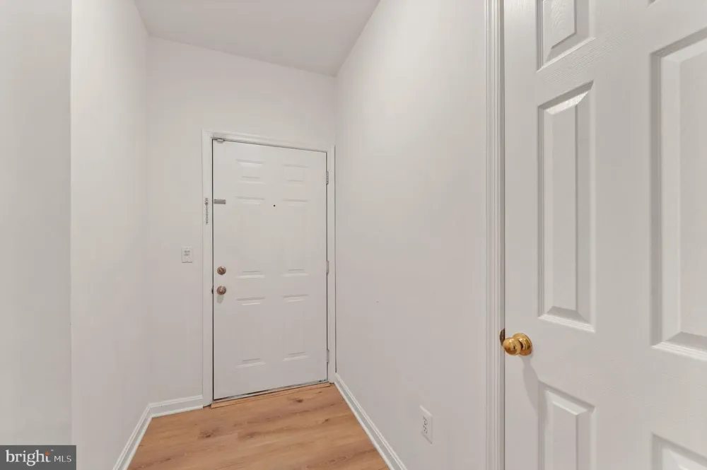 20453 CHESAPEAKE SQUARE #103 Sterling, VA 20165