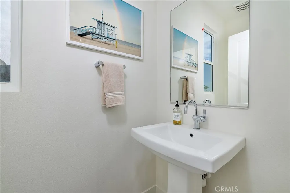 7255 Pointbreak Drive Huntington Beach, CA 92647
