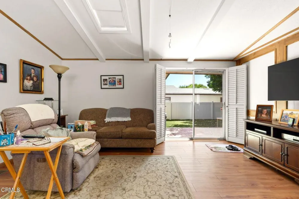 1220 Johnson Drive #2 Ventura, CA 93003