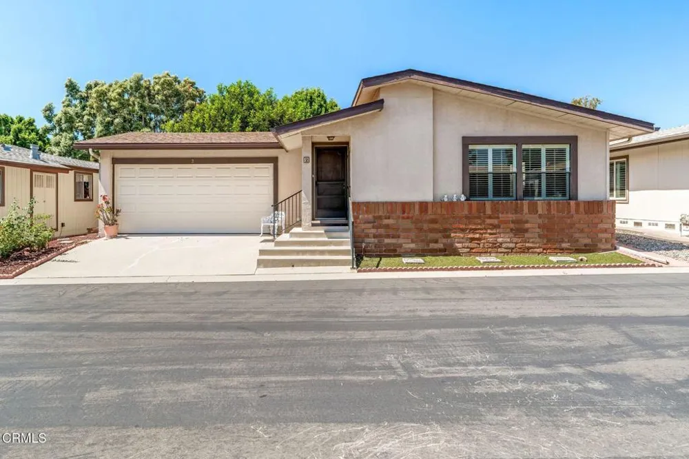 1220 Johnson Drive #2 Ventura, CA 93003
