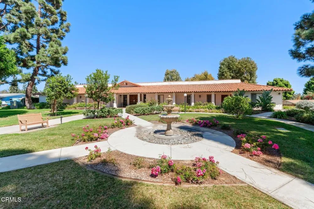 1220 Johnson Drive #2 Ventura, CA 93003