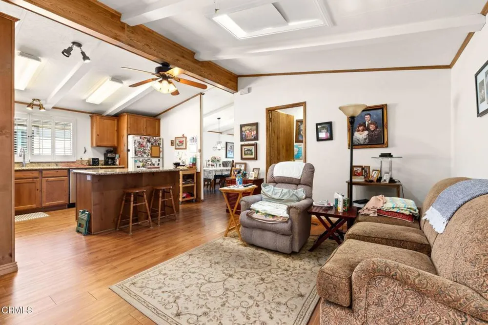 1220 Johnson Drive #2 Ventura, CA 93003
