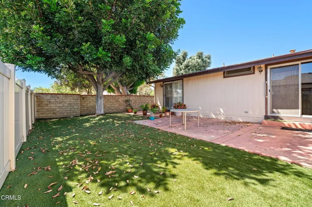 1220 Johnson Drive #2 Ventura, CA 93003