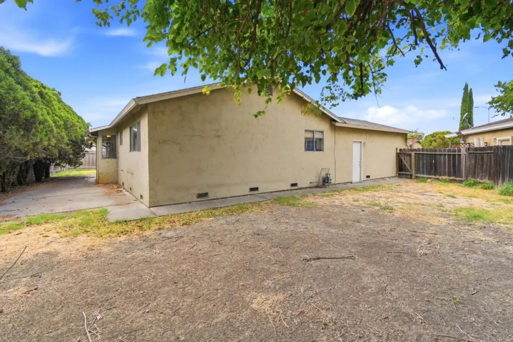 2338 Bobwhite Court Fairfield, CA 94533