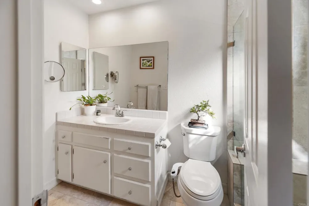 1092 Serena Way San Marcos, CA 92078