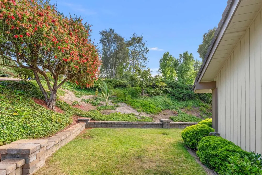 1092 Serena Way San Marcos, CA 92078