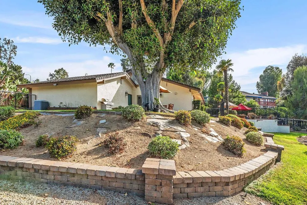 1092 Serena Way San Marcos, CA 92078