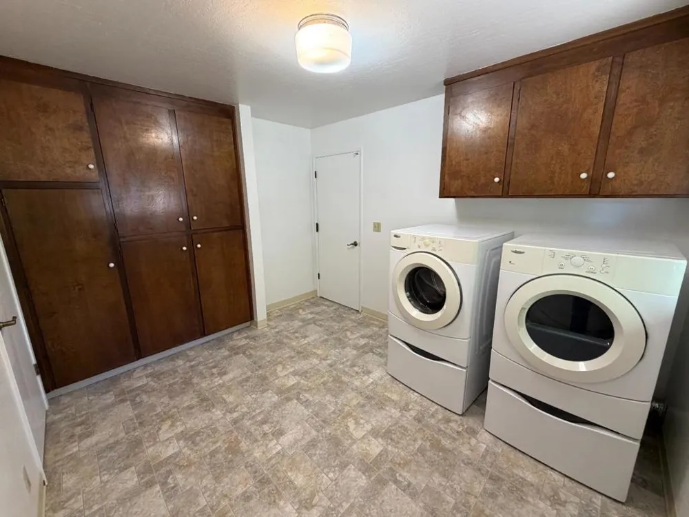 9175 Vista Del Monte Court Gilroy, CA 95020