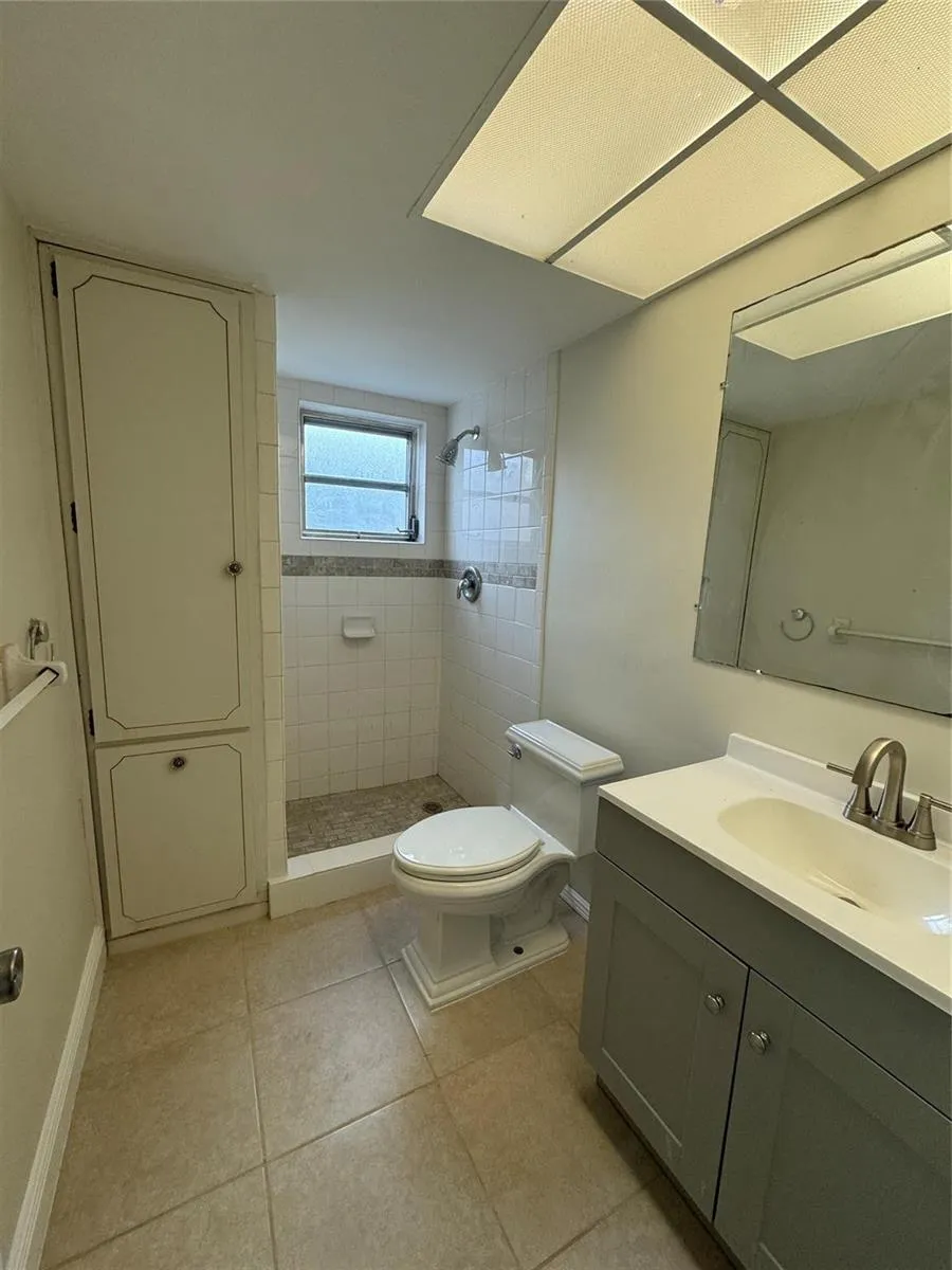 1060 NE 23rd Terrace #2 Pompano Beach, FL 33062